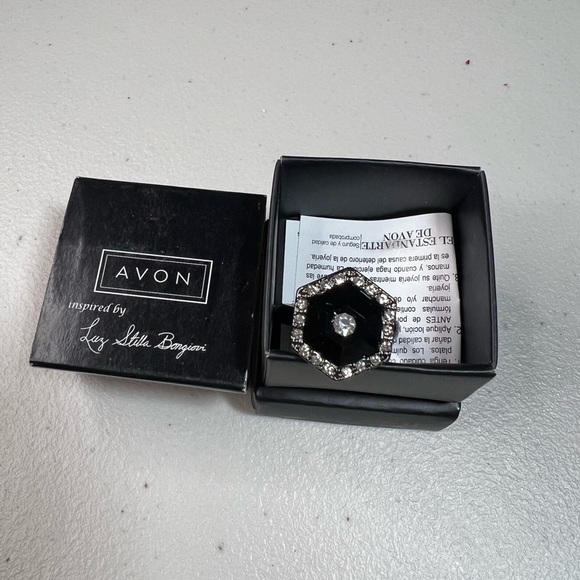 Avon Black and Silver Ring size 10 - Picture 3 of 4